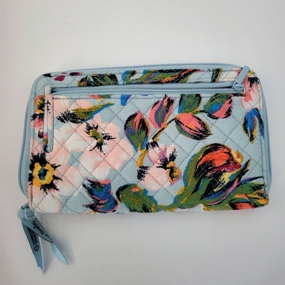 Brand new with tags - Vera Bradley RFID Deluxe Travel Wallet in Sea Air Floral
